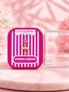 FAO Schwarz Charm Squad Letter T Gold Tone Rhinestone Charm NWT